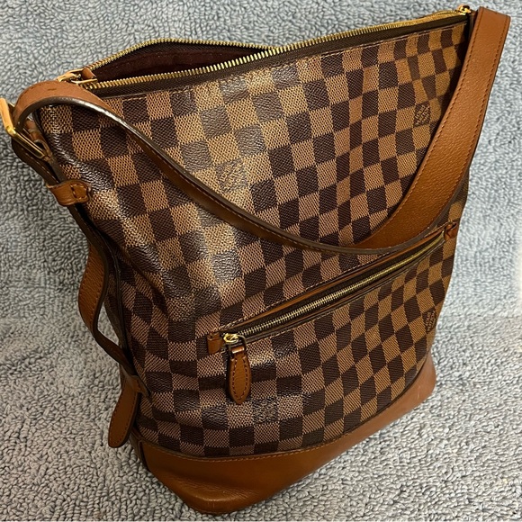 Authentic 🔐 Louis Vuitton Diane Damier Ebene 2014 - Picture 11 of 14
